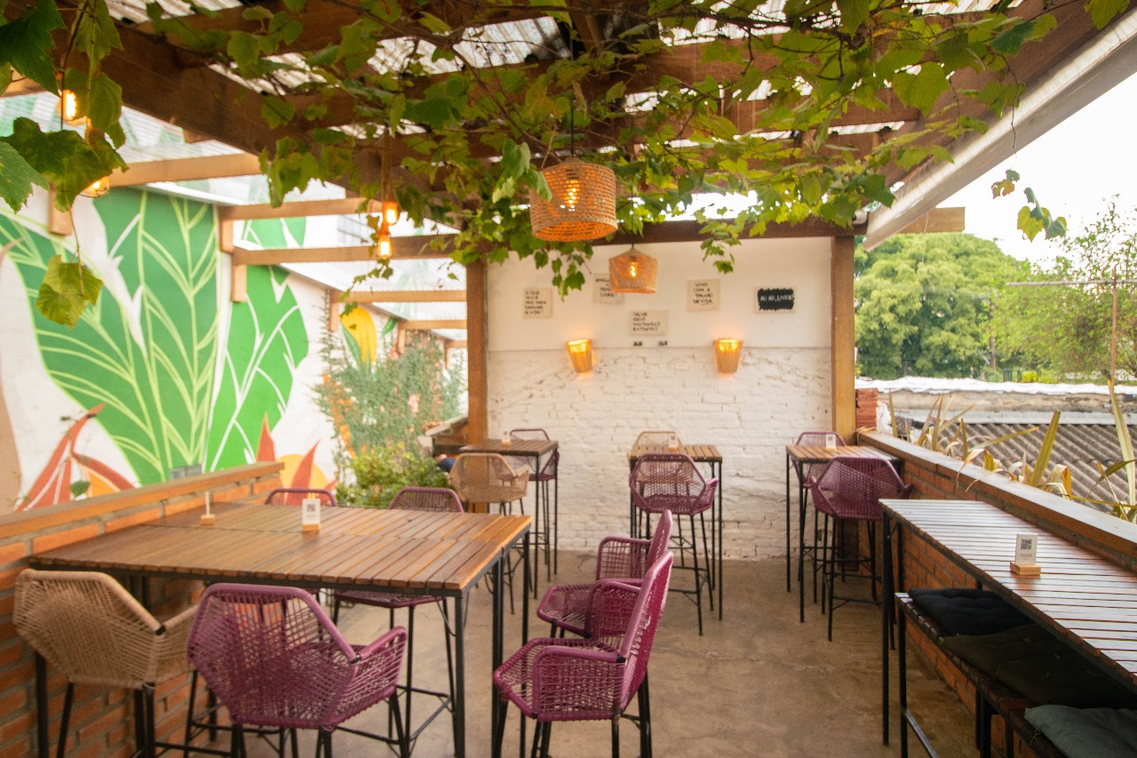 Ambiente interno/externo do espaço Casca Gastrobar - Foto 7