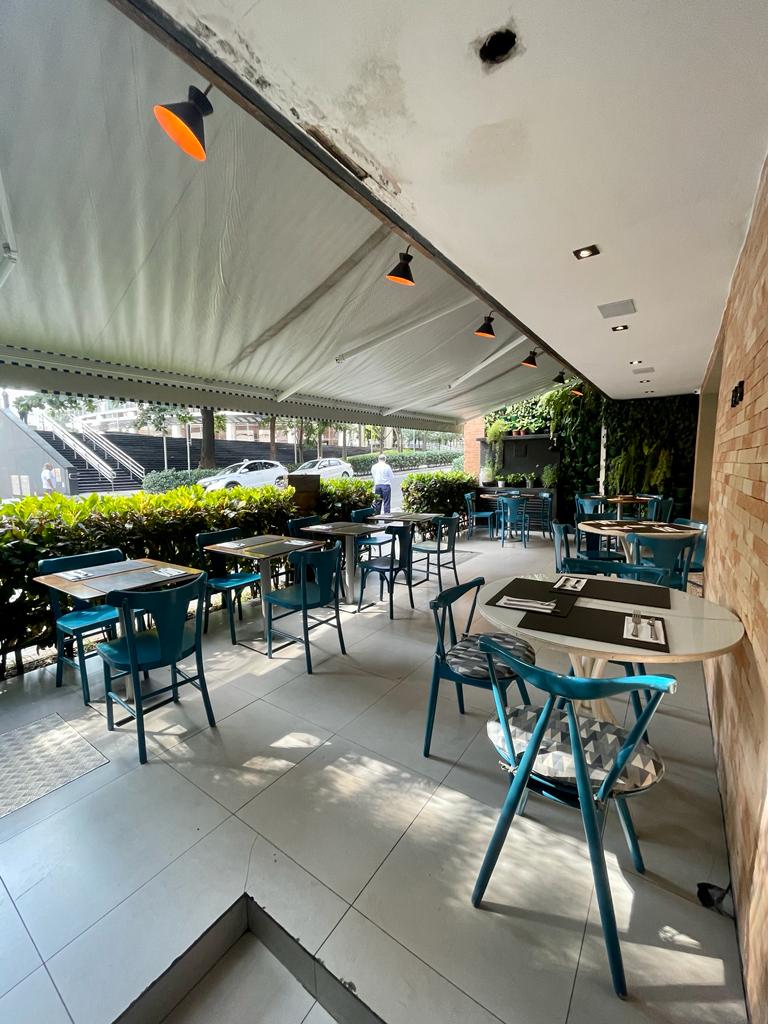 Ambiente interno/externo do espaço Filó Café - Foto 3