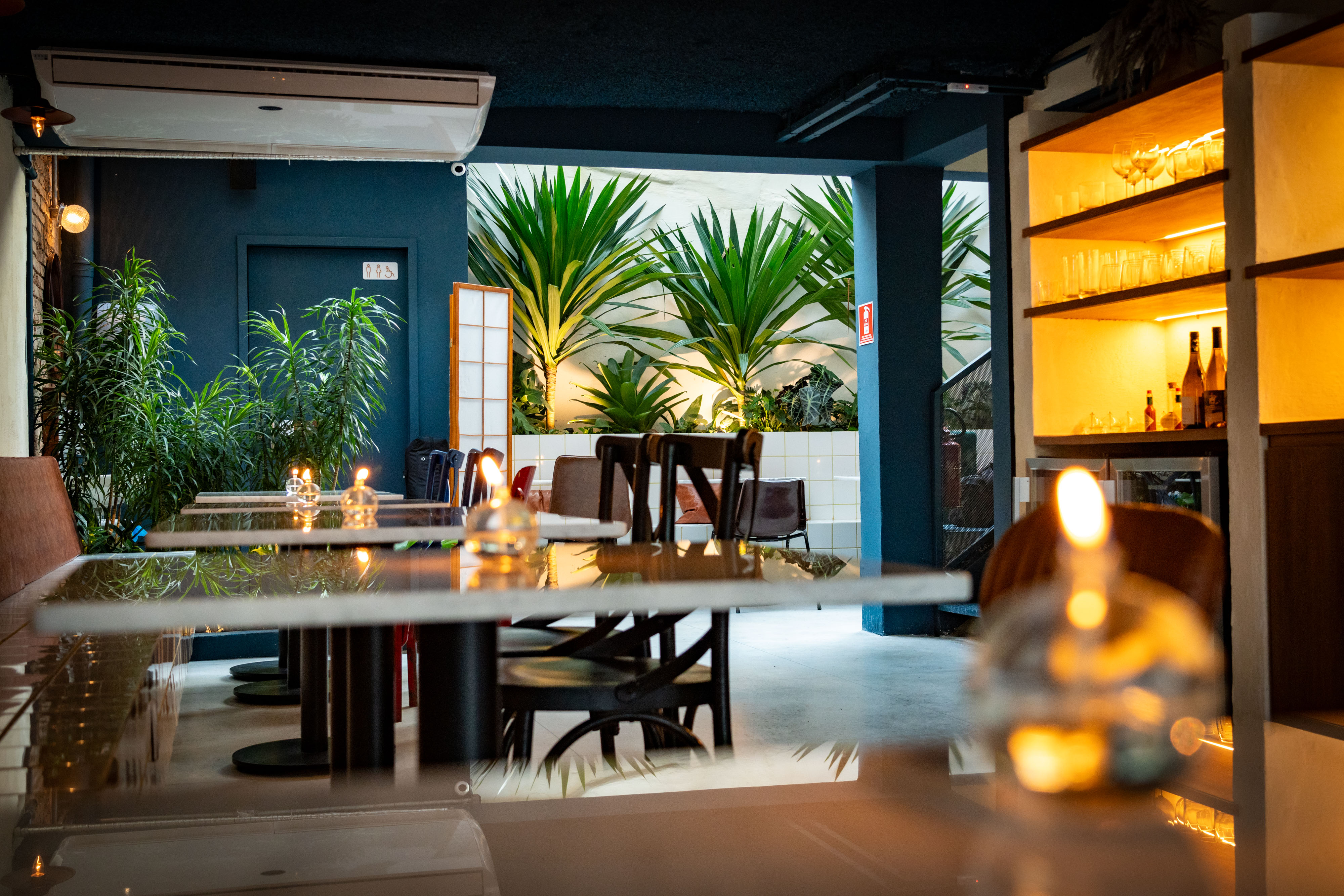 Ambiente interno/externo do espaço Martina Bar  - Foto 2