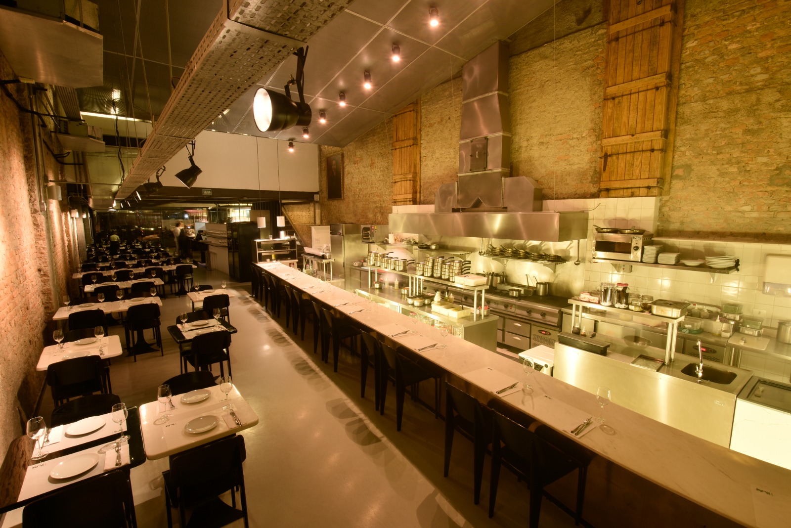 Ambiente interno/externo do espaço Jamile Restaurante - Foto 22